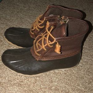 Sperry snow boots